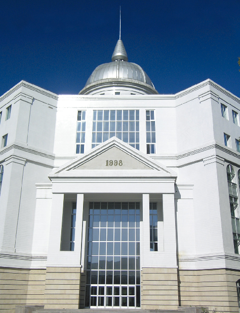 规模最大,学科最全吉林大学的前身是创建于1946年的东北行政学院,1950