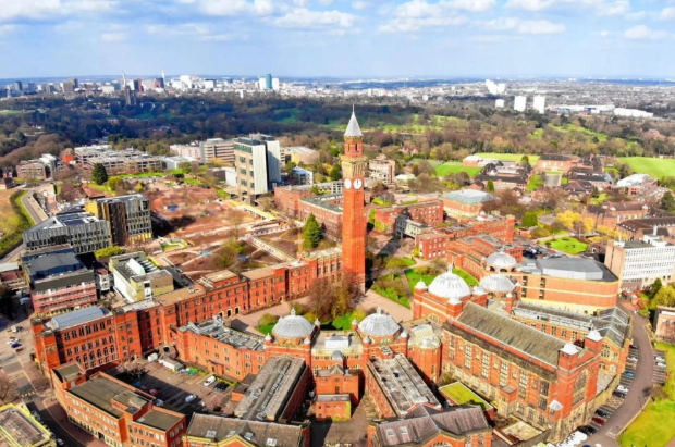 「英国留学资讯」2021年中国留学生最多的10所英国大学，曼大只能排第2插图2