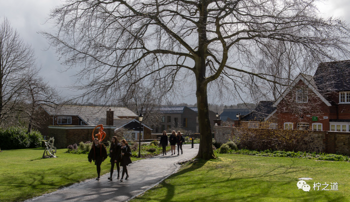 「英国私立中学」七橡树中学（Sevenoaks School）：私立寄宿、走读混校插图1