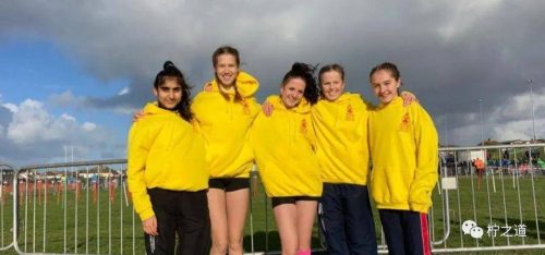 「英国私立中学」詹姆斯·艾伦女子学校（James Allen’s Girls’ School）：私立女子走读学校插图11