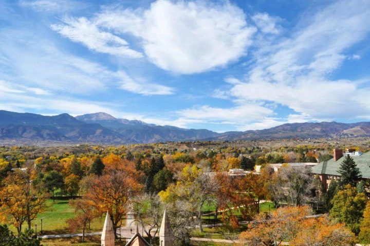 「出国留学经验」孩子什么时候出国留学最好？（各年龄优劣势分析）插图5