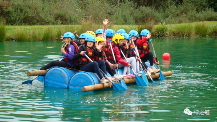 「英国私立中学」埃琳诺霍莉斯女子学校（Lady Eleanor Holles）：私立女子寄宿学校插图4