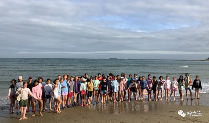 「英国私立中学」埃琳诺霍莉斯女子学校（Lady Eleanor Holles）：私立女子寄宿学校插图6