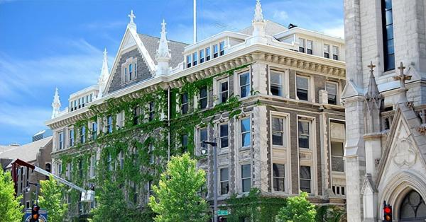 美国高校:马凯特大学(Marquette University,简称MU)介绍及出国留学实用指南插图1 美国高校:马凯特大学(Marquette University,简称MU)介绍及出国留学实用指南插图1