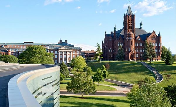 美国高校:雪城大学(Syracuse University,简称SU)介绍及出国留学实用指南插图1 美国高校:雪城大学(Syracuse University,简称SU)介绍及出国留学实用指南插图1
