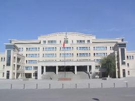 新疆初中排名2023最新排名（新疆十大初中排行榜）插图
