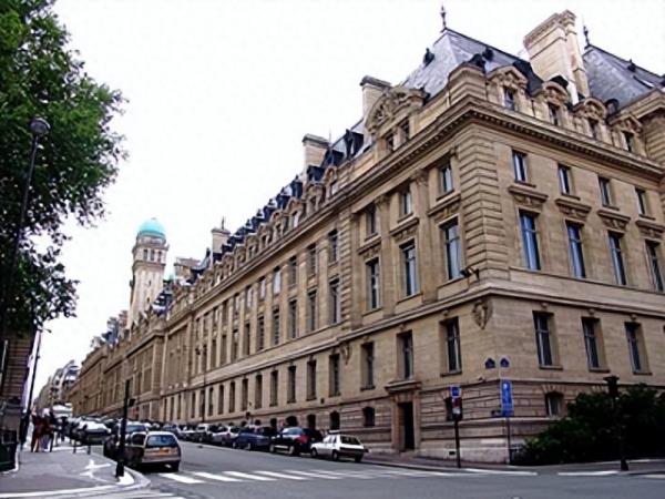 卢森堡大学(University of Luxembourg)简介插图 卢森堡大学(University of Luxembourg)简介插图