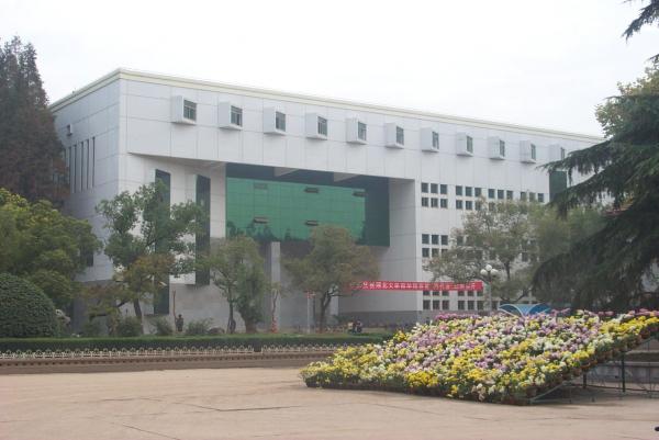 湖北大学与江苏大学两所以省份名命名的大学分析对比(湖北大学与江苏大学哪个好怎么选?)插图2 湖北大学与江苏大学两所以省份名命名的大学分析对比(湖北大学与江苏大学哪个好怎么选?)插图2