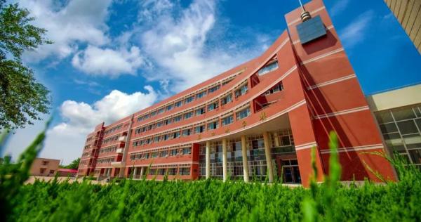 山东石油化工学院在哪个城市?山东石油化工学院怎么样好不好?插图3 山东石油化工学院在哪个城市?山东石油化工学院怎么样好不好?插图3