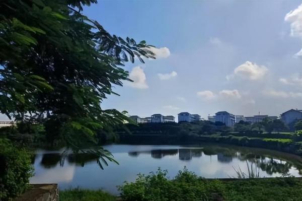 琼台师范学院简介插图1 琼台师范学院简介插图1