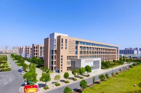 南昌医学院简介插图1