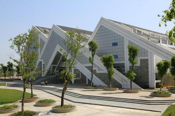 桂林旅游学院简介插图3 桂林旅游学院简介插图3