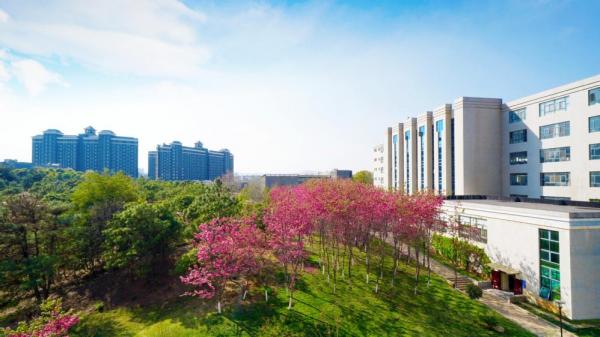 云南工商学院简介插图1 云南工商学院简介插图1