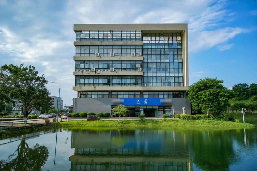 柳州铁道职业技术学院简介插图2 柳州铁道职业技术学院简介插图2