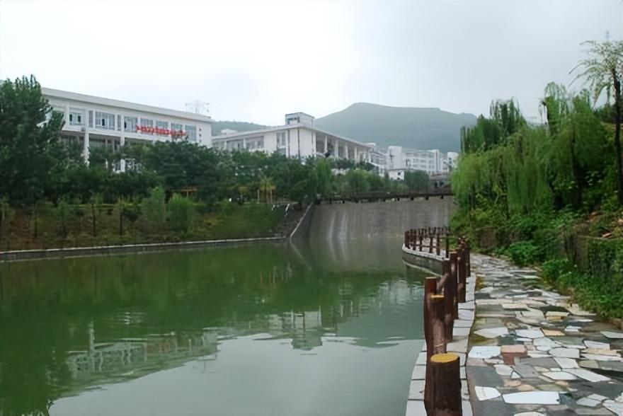 潍坊工程职业学院简介插图2 潍坊工程职业学院简介插图2