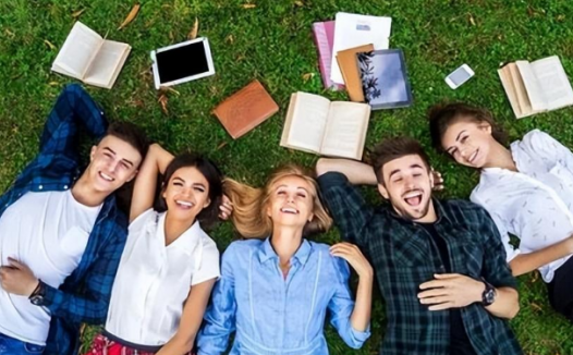 「出国留学经验」出国留学读研和国内考研对比分析(出国读研和国内考研哪个好?)