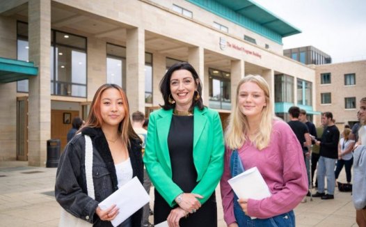 「英国私立中学」莫德林学院学校（Magdalen College School）：全日制私立寄宿学校