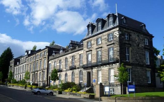 英国高校:邓迪大学(University of Dundee,简称UoD)介绍及出国留学实用指南