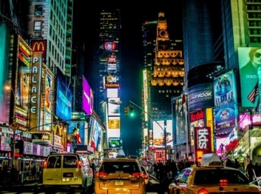 持有美国签证可以免签去别的国家吗？（美国签证可以去哪些国家？）