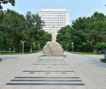 北京交通大学与北京邮电大学两所全国重点大学分析对比（北京交通大学与北京邮电大学哪个好怎么选？）