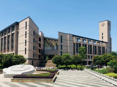 苏州大学与福州大学两所重点大学分析对比(苏州大学与福州大学哪个好怎么选?)