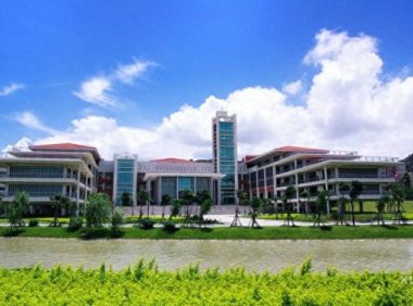 厦门大学嘉庚学院怎么样好不好？厦门大学嘉庚学院文凭是否被企业认可？