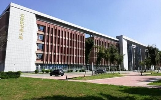 中国药科大学与中国医科大学对比（中国药科大学与中国医科大学怎么选哪个更好？）